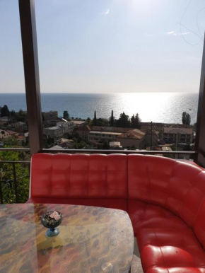 InGir Gagra